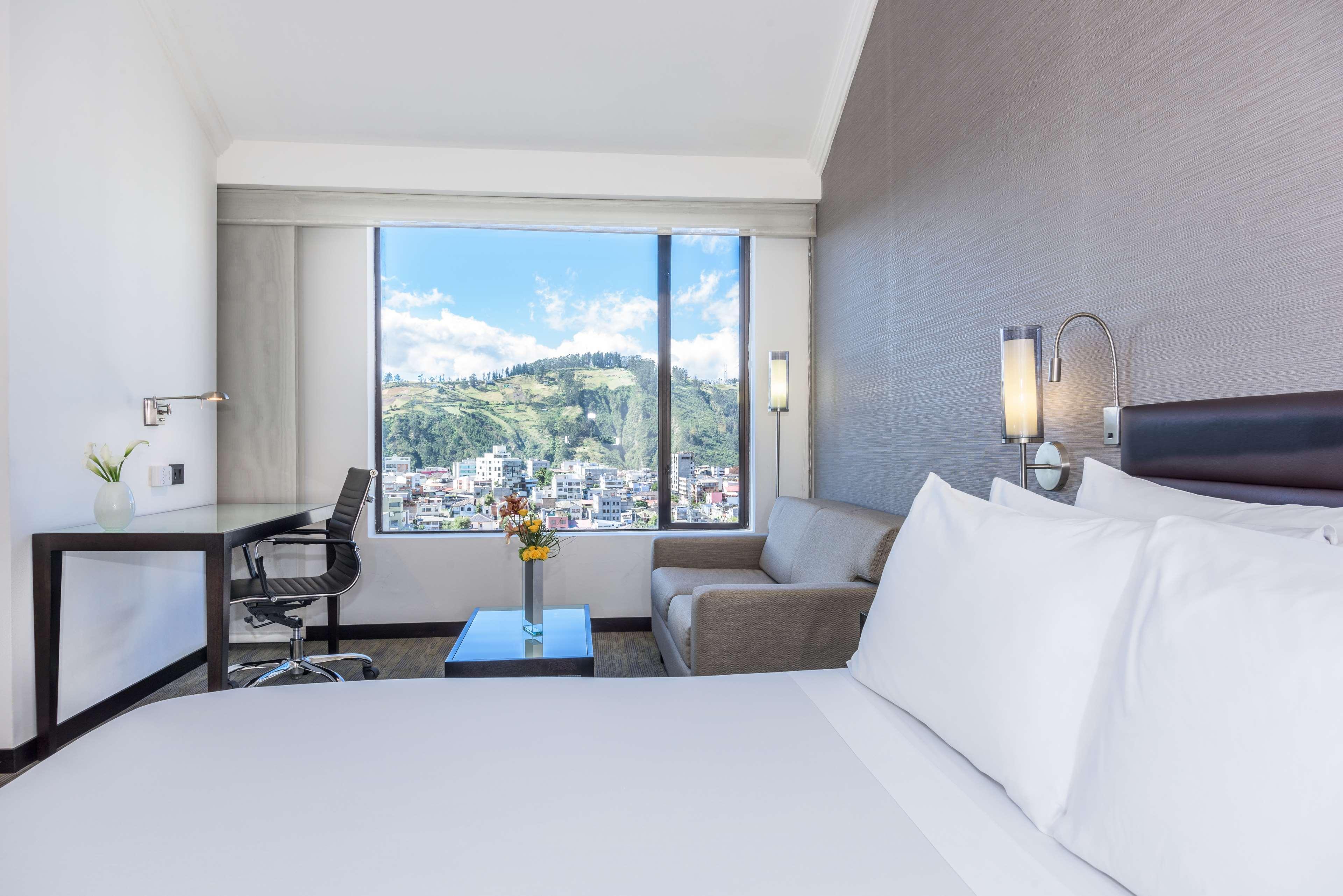 Nh Collection Quito Royal Exterior foto