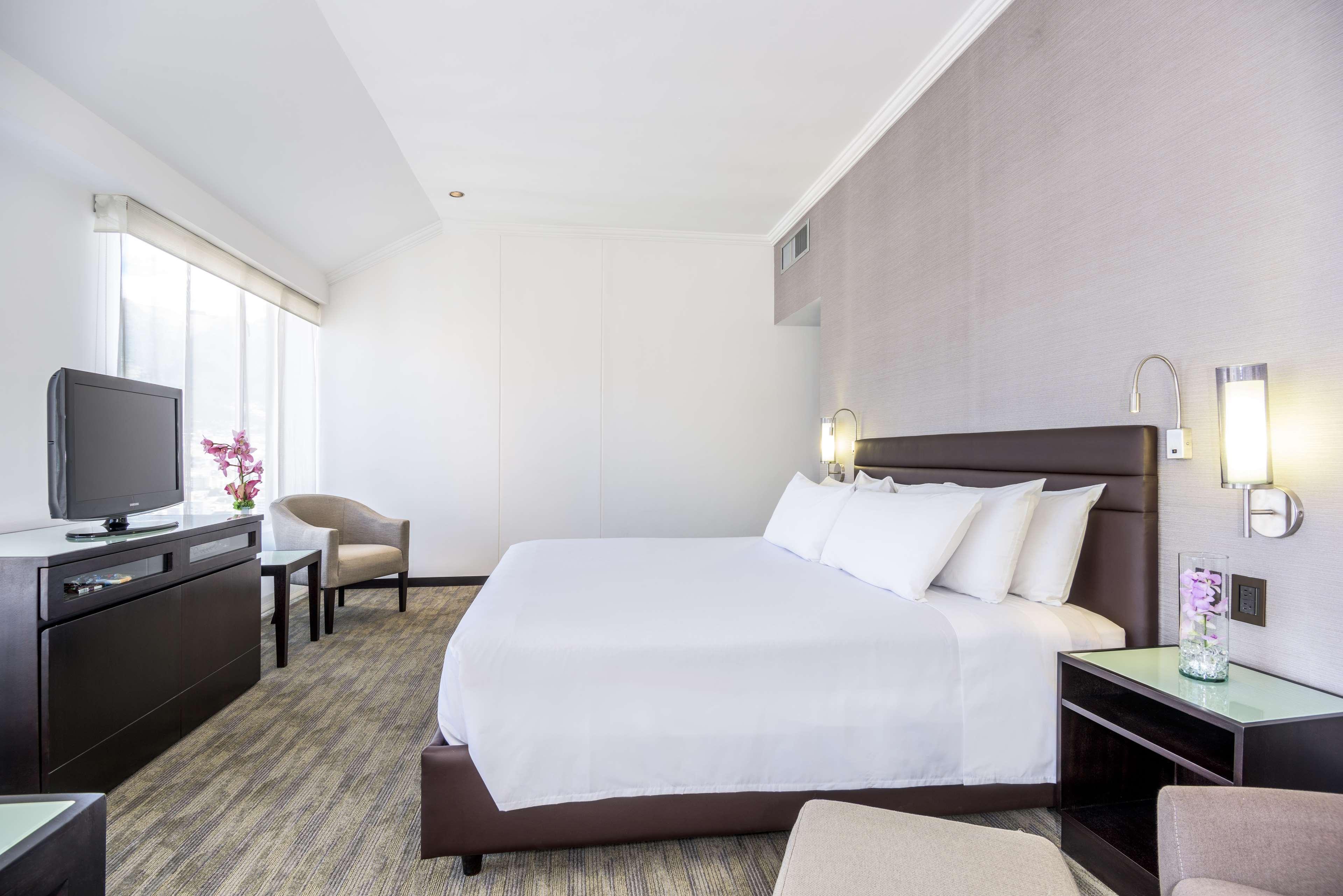 Nh Collection Quito Royal Exterior foto