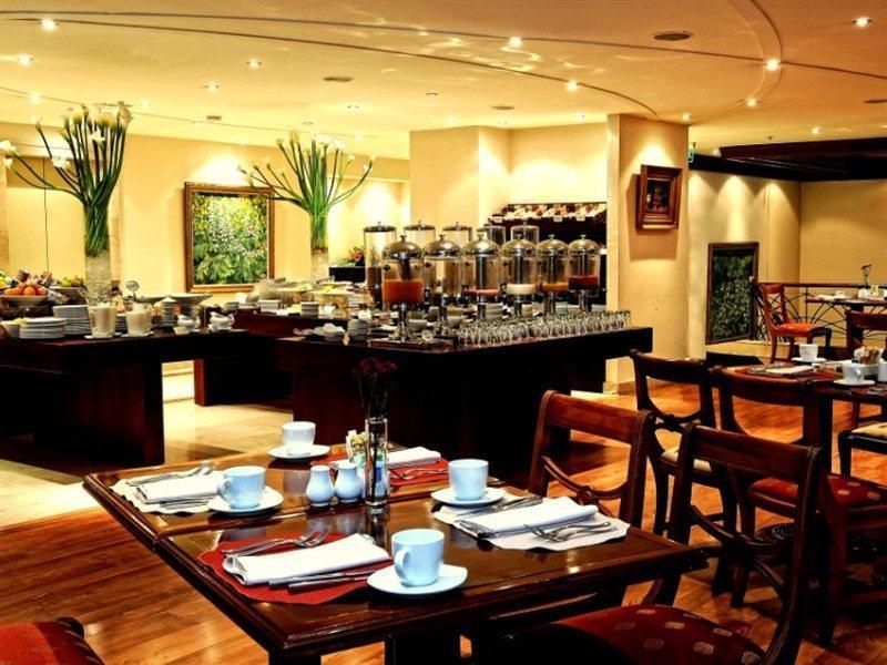 Nh Collection Quito Royal Exterior foto